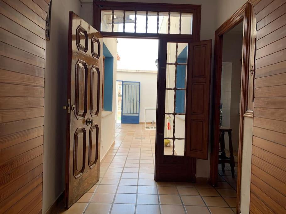 Ca Corrales: Como En La Playa, Pero En El Pueblo Калпе Екстериор снимка