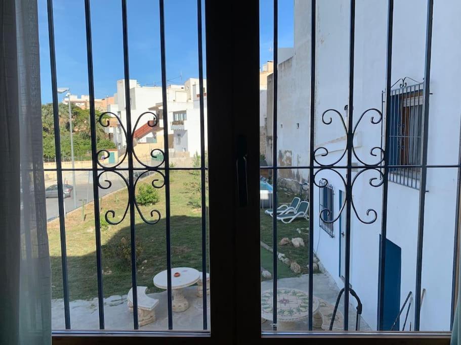 Ca Corrales: Como En La Playa, Pero En El Pueblo Калпе Екстериор снимка